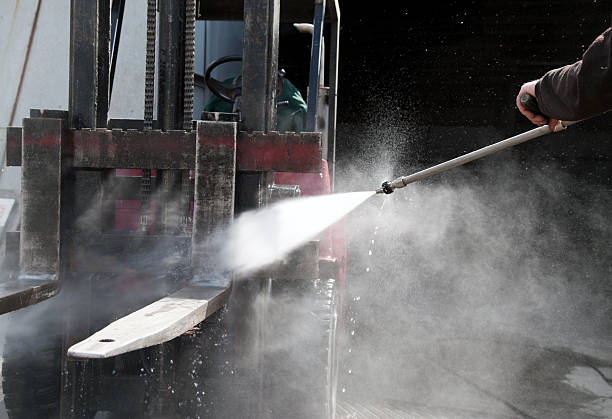 Post-Construction Pressure Washing in Louisville, IL